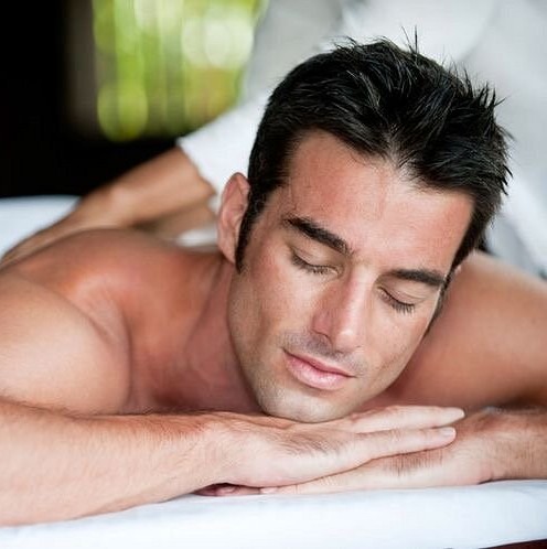 Top 5 Da Nang home massage services in Hai Chau District with professional therapists, relaxing spa treatments, and private massage at home experiences.
